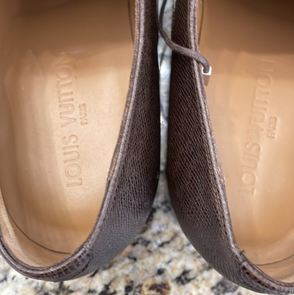 Louis Vuitton Mens Brown Leather Shoes Lace 10 Fit like an 11 main image 5
